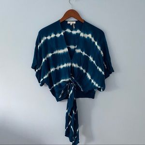 South Moon Under Blue Tie Die Front Tie Top Small